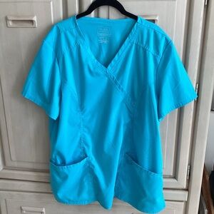 Cherokee workwear scrub top